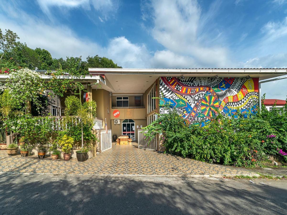 Oyo 89932 Dd Homestay Kota Kinabalu Kültér fotó