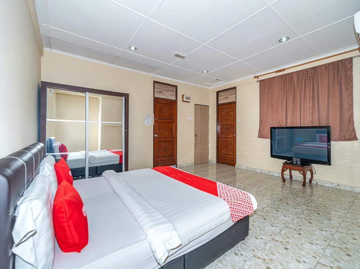 Oyo 89932 Dd Homestay Kota Kinabalu Kültér fotó